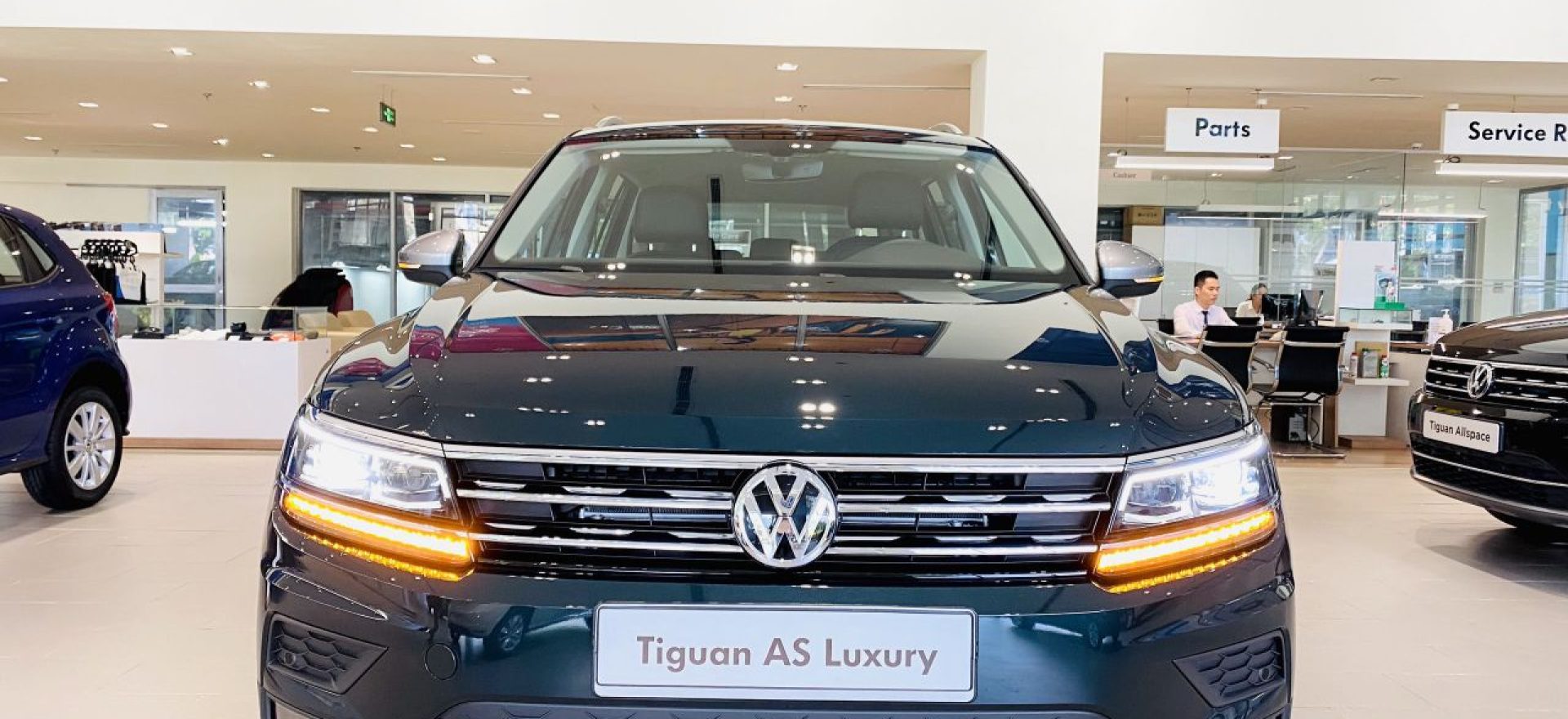 vw-tiguan-luxury-2020-xanh-reu